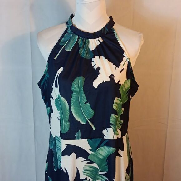 Styleword Halter Tropical Maxi Dress - Picture 2 of 9